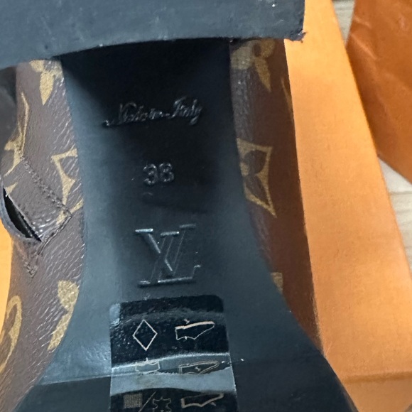 Louis Vuitton Star Trail Ankle Boot - size 38 - Picture 11 of 15